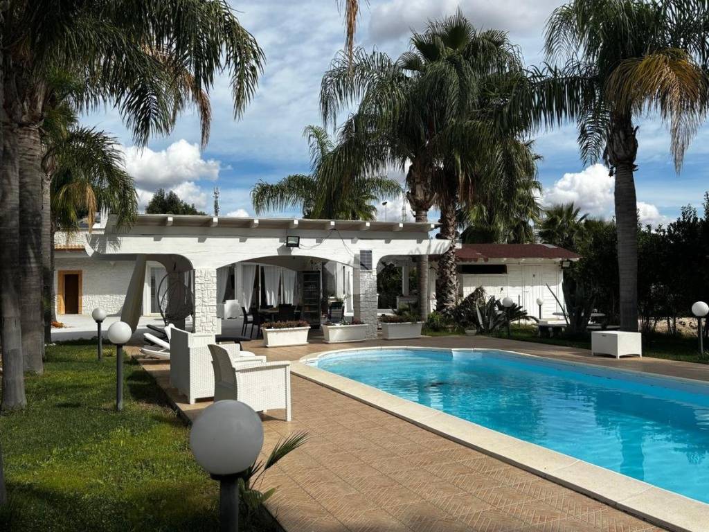 Villa a Francavilla fontana in villa A 500 mt dalla citta' - Foto 3