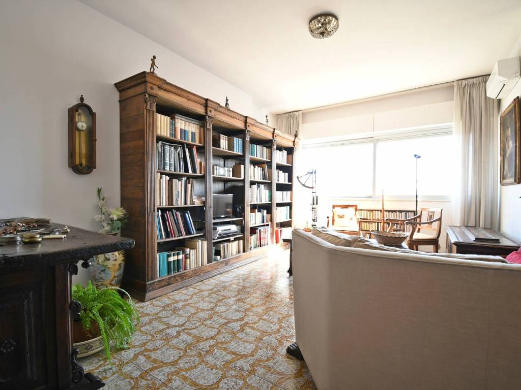 Appartamento a Cagliari in Via Cino da Pistoia - Foto 2