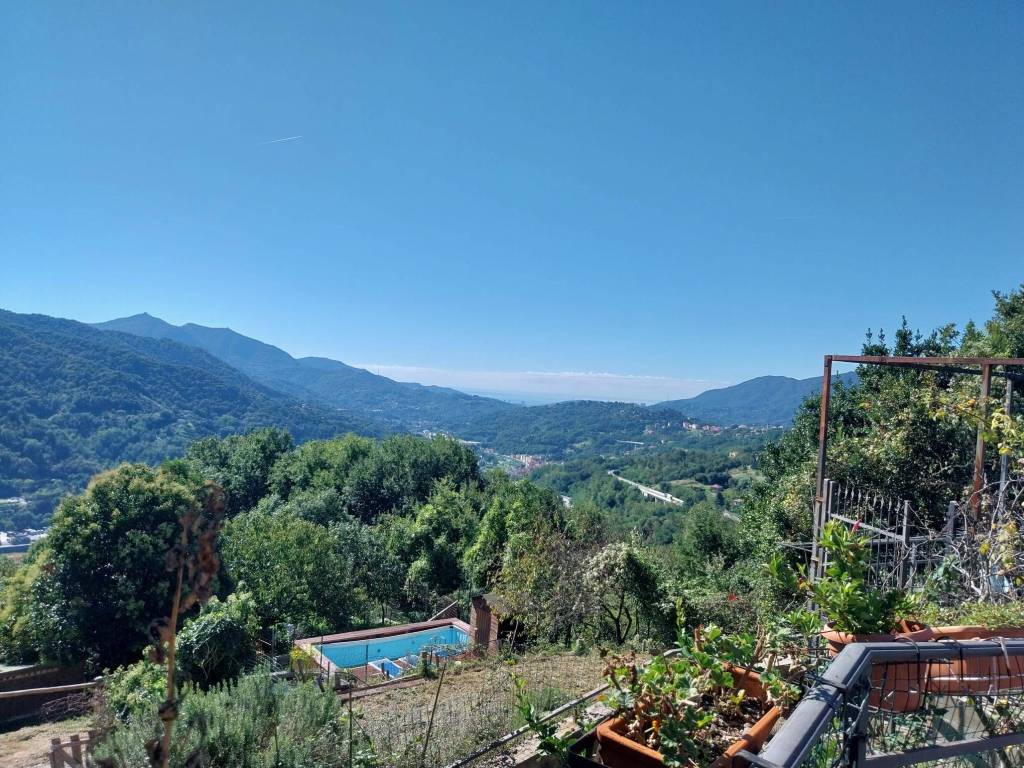Casa indipendente a Serra riccò in Via Grone, 19 - Foto 3