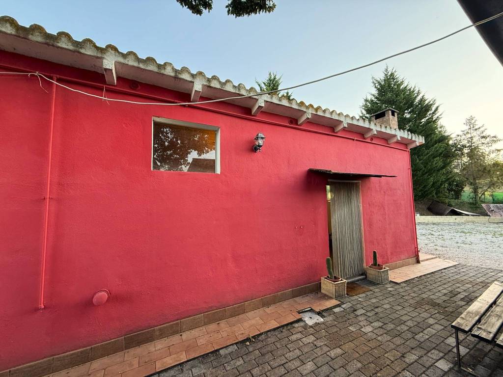 Rustico / casale a Macerata in Contrada Fonte San Giuliano - Foto 4