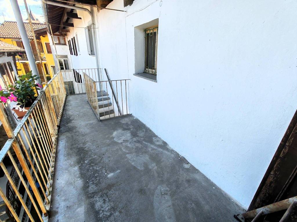 Casa indipendente a Stresa in Via Raffaello Sanzio - Foto 5