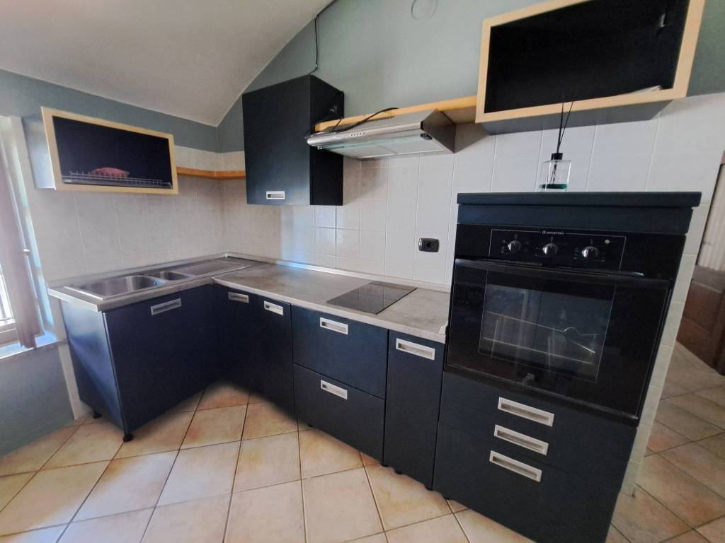 Appartamento a Saluzzo in Via del Follone - Foto 4