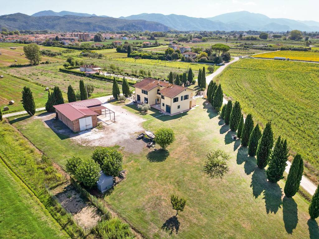 Villa a Vecchiano in Via Argine Vecchio - Foto 2