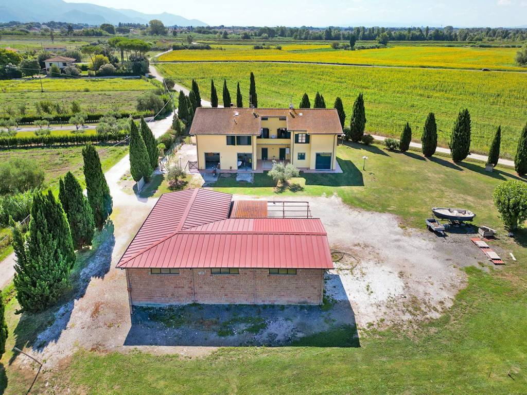 Villa a Vecchiano in Via Argine Vecchio - Foto 3