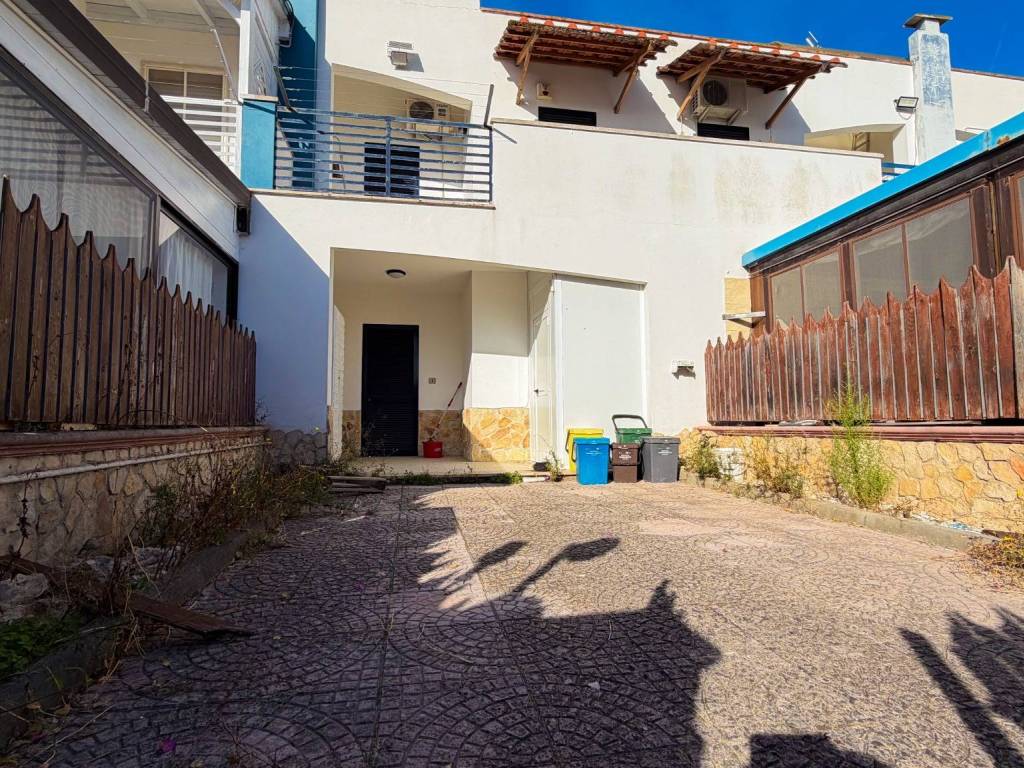Villetta a schiera a Manfredonia in Viale delle Rondinelle - Foto 2