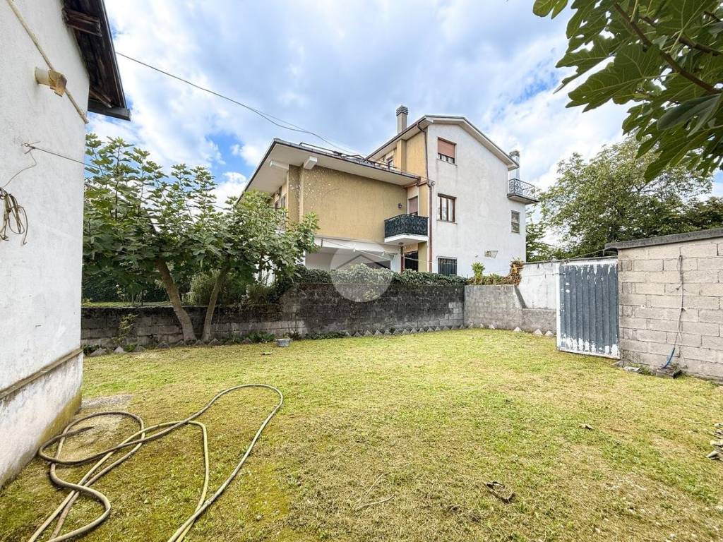 Casa indipendente a Avezzano in Via Pescina, 47 - Foto 4