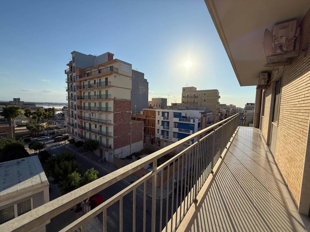 Appartamento a Margherita di savoia in Via Cirenaica, 6 - Foto 5