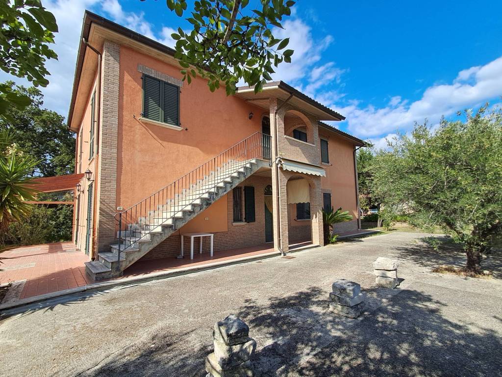 Rustico / casale a Ascoli piceno in Valle Fiorana - Foto 5