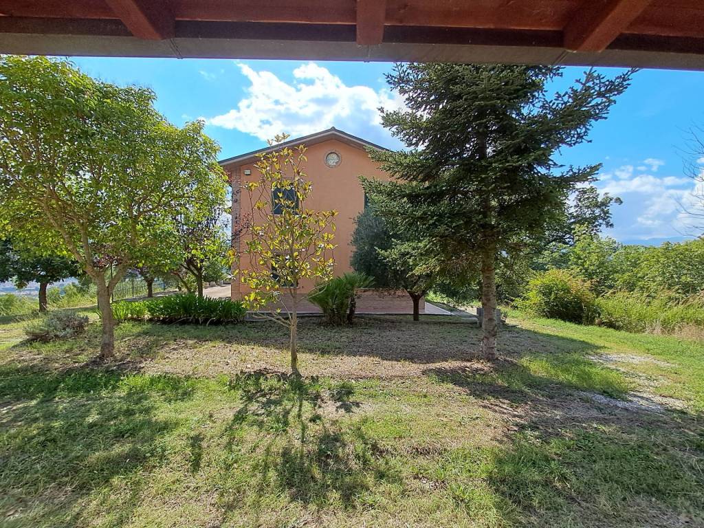 Villa a Ascoli piceno in Valle Fiorana - Foto 4