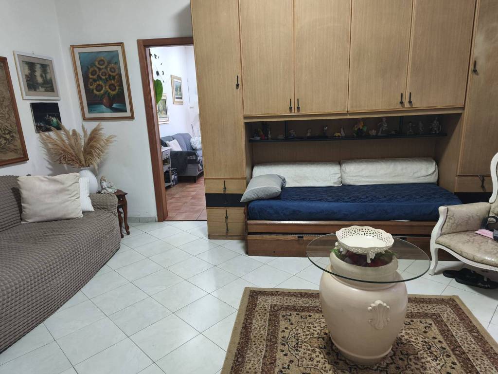 Casa indipendente a Castellammare di stabia in Via Napoli - Foto 2