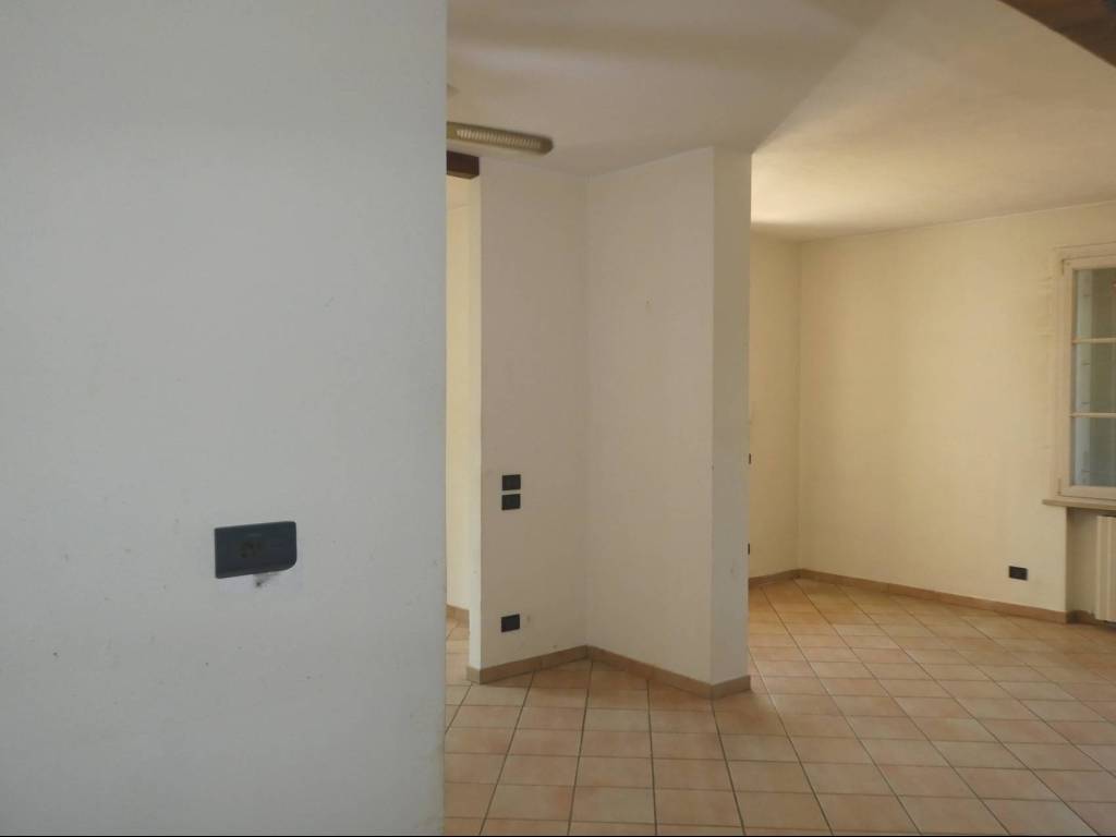 Villa a Roncoferraro in Via Cesare Battisti - Foto 5