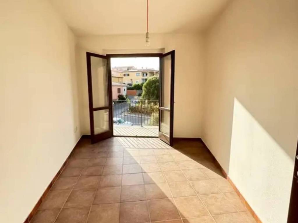 Attico / mansarda a Arzachena in Via Luigino Demuro - Foto 4