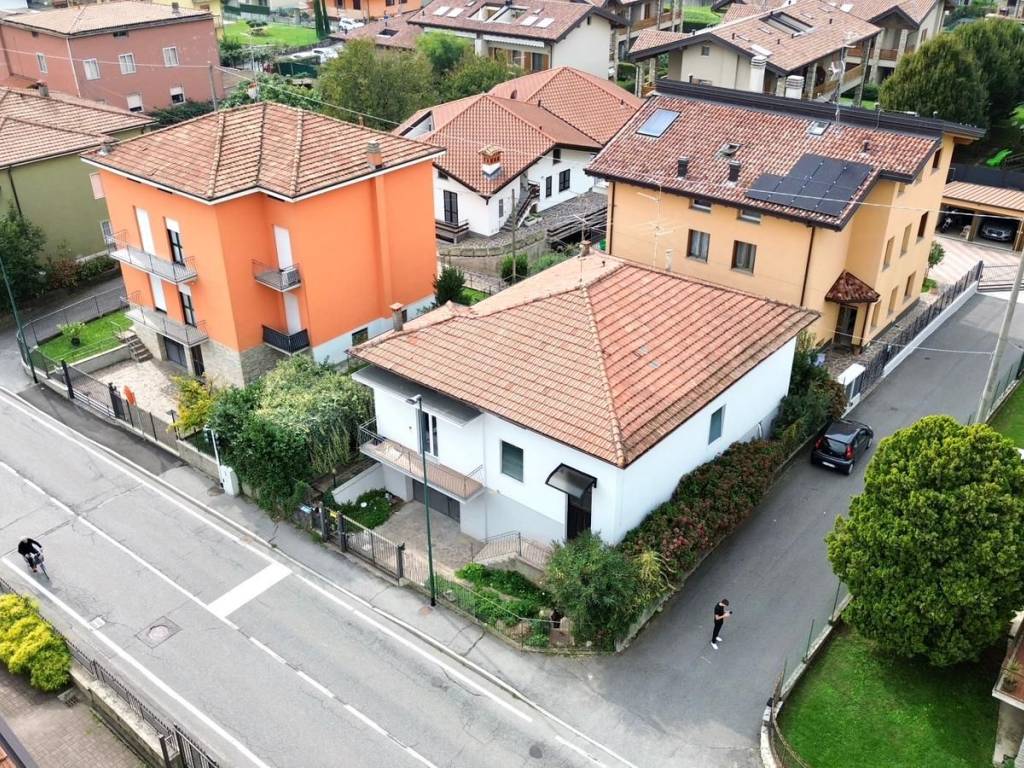 Casa indipendente a Scanzorosciate in Via Adige - Foto 2
