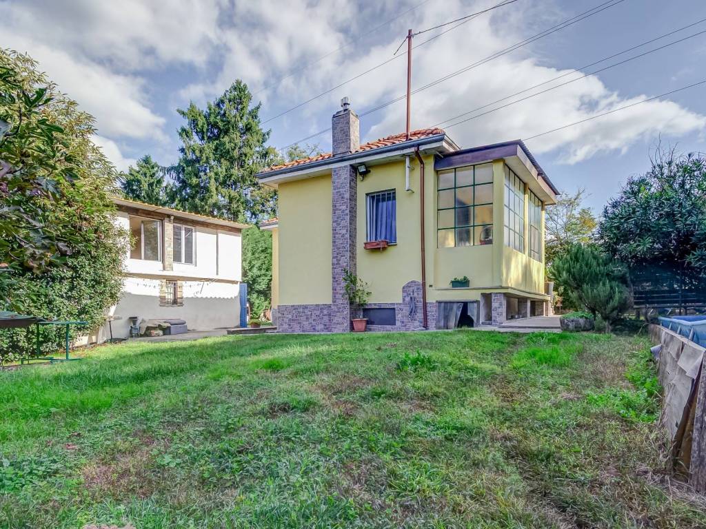 Villa a Somma lombardo in Via Eugenio Villoresi - Foto 2