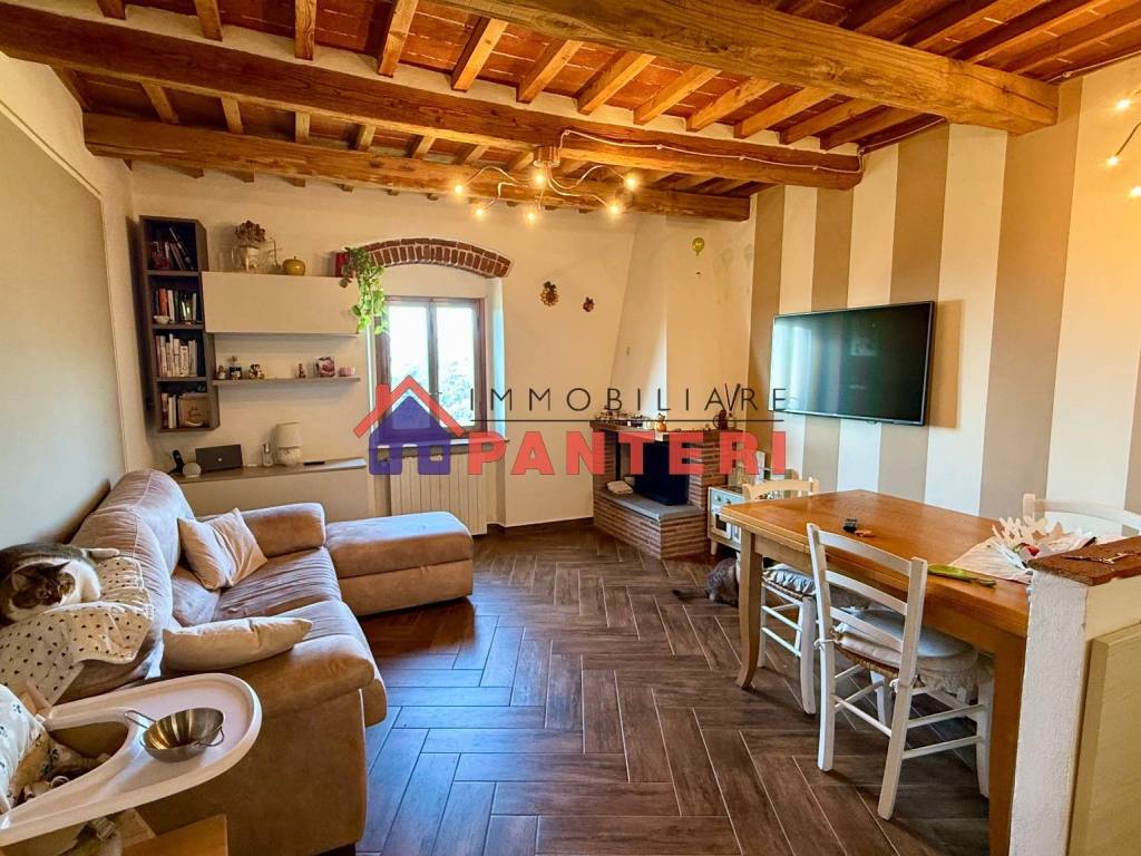 Casa indipendente a Pescia in Via del Vicinato, 6 - Foto 4