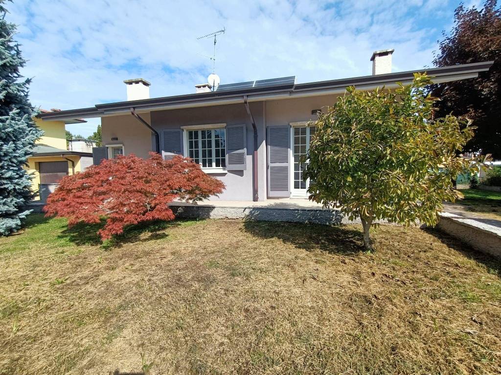 Villa a Castel goffredo in Piazza Giacomo Matteotti, 2 - Foto 4