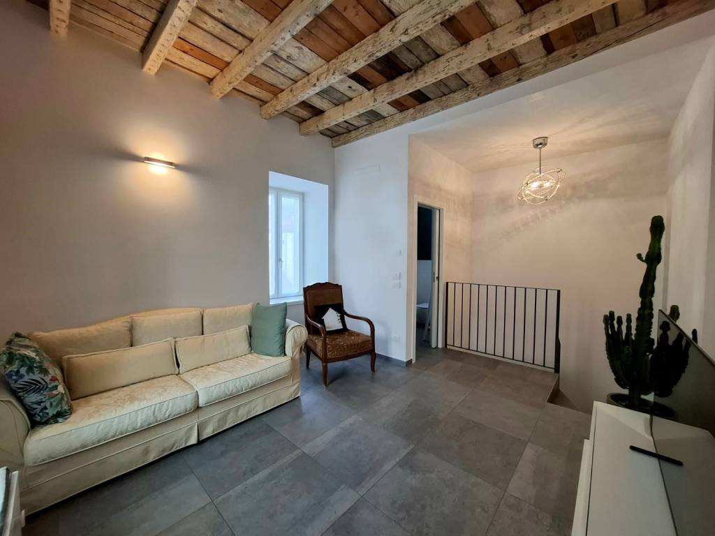Casa indipendente a Bagnatica in Via Giulio Verne - Foto 3