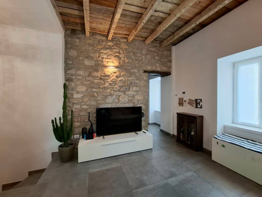 Casa indipendente a Bagnatica in Via Giulio Verne - Foto 5