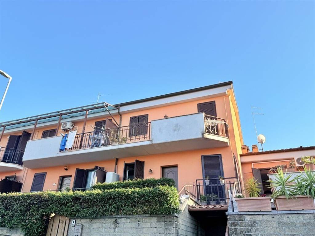 Villetta a schiera a San cesareo in Via Giacomo Balla - Foto 3