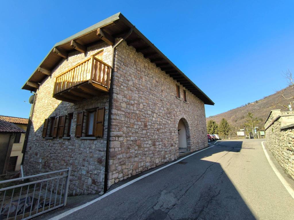 Appartamento a Grone in Via Provinciale - Foto 2