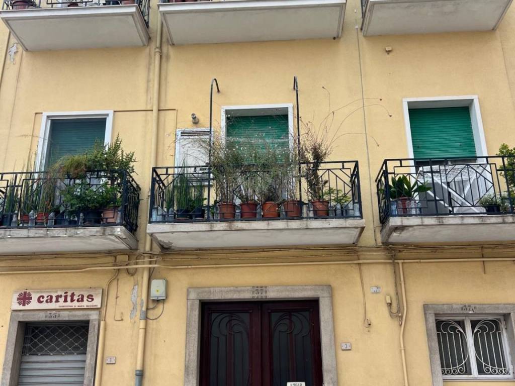 Appartamento a Gioia del colle in Via Mastrandrea - Foto 2