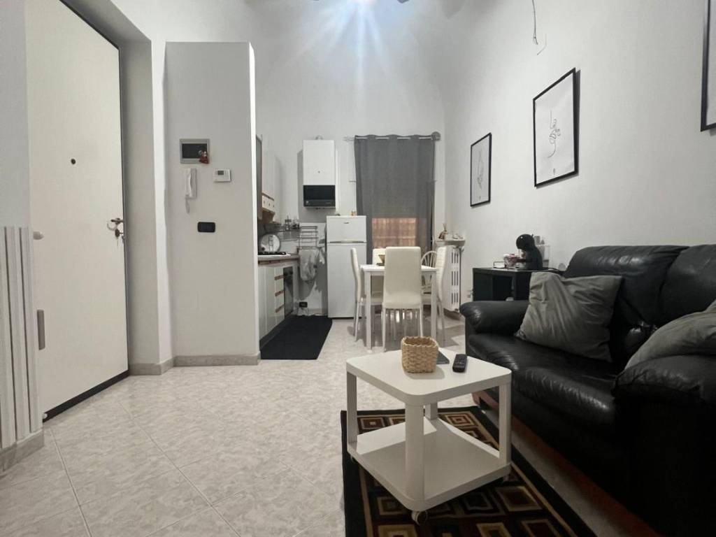 Appartamento a Gioia del colle in Via Mastrandrea - Foto 5