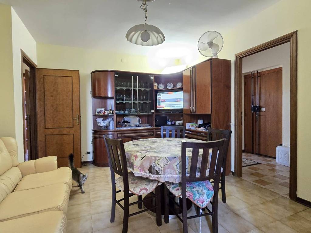 Appartamento a Iglesias in Via Emilio Lussu - Foto 4