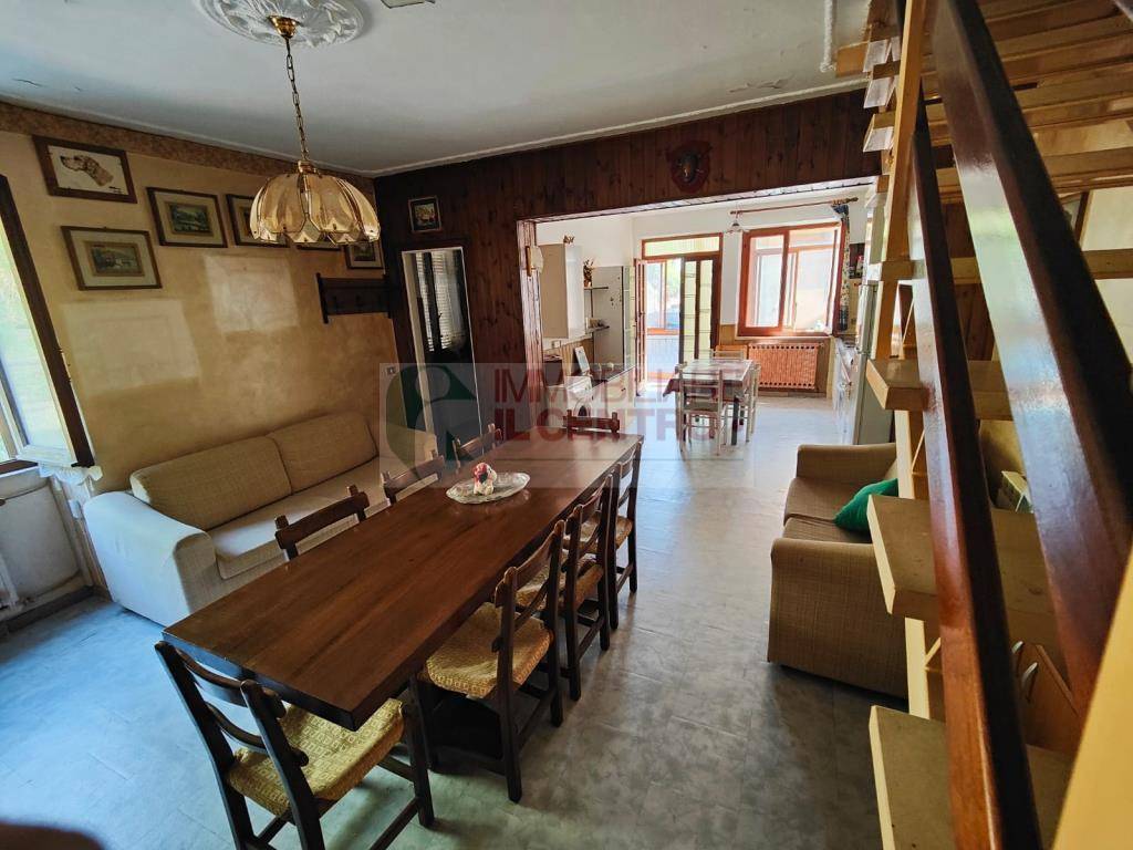 Casa indipendente a Luni - Foto 3