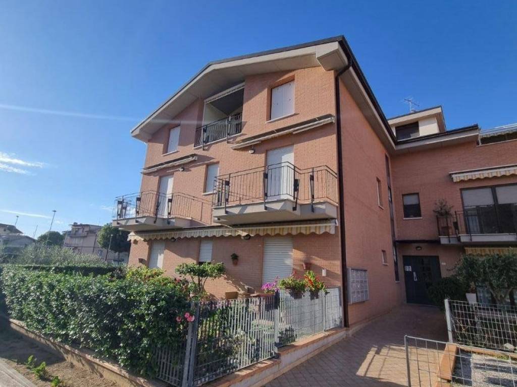 Attico / mansarda a Corridonia in Via Grazie - Foto 2