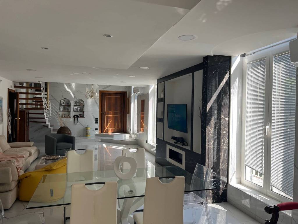 Appartamento a Salerno in Via Roma - Foto 5