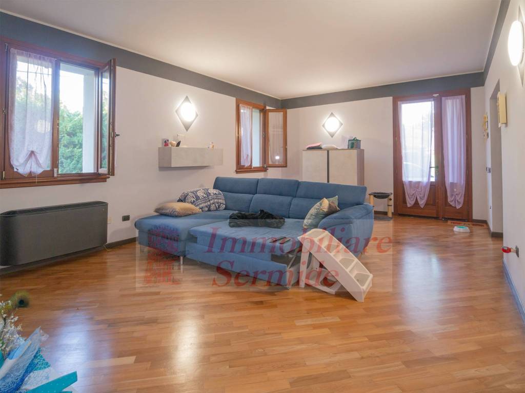 Villa a Borgo mantovano in Strada Ronchi - Foto 2