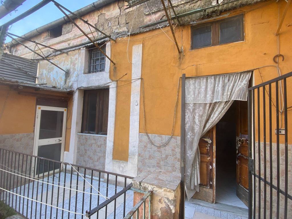 Appartamento a Acerra in Corso della Resistenza, 77 - Foto 3
