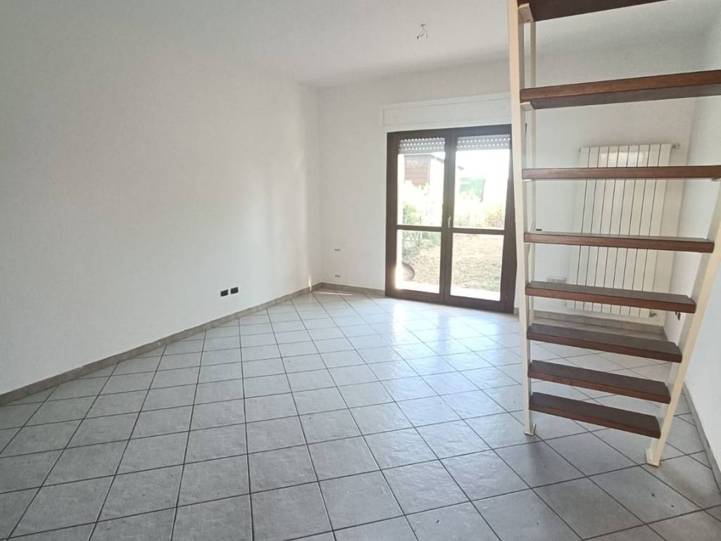 Appartamento a Pontedera in Via del Pino - Foto 4