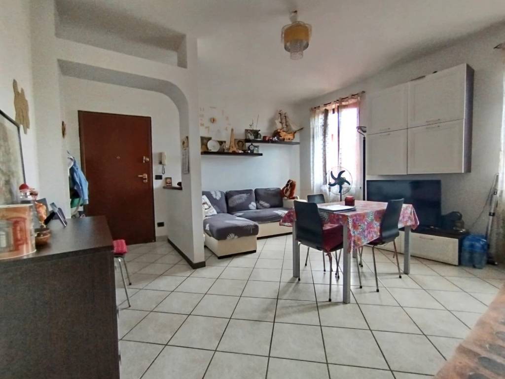 Appartamento a Poirino in Via Indipendenza, 84 - Foto 2