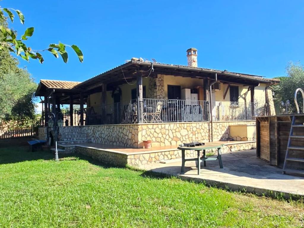 Villa a Nettuno in Via dei Colli Albani, 7 - Foto 2