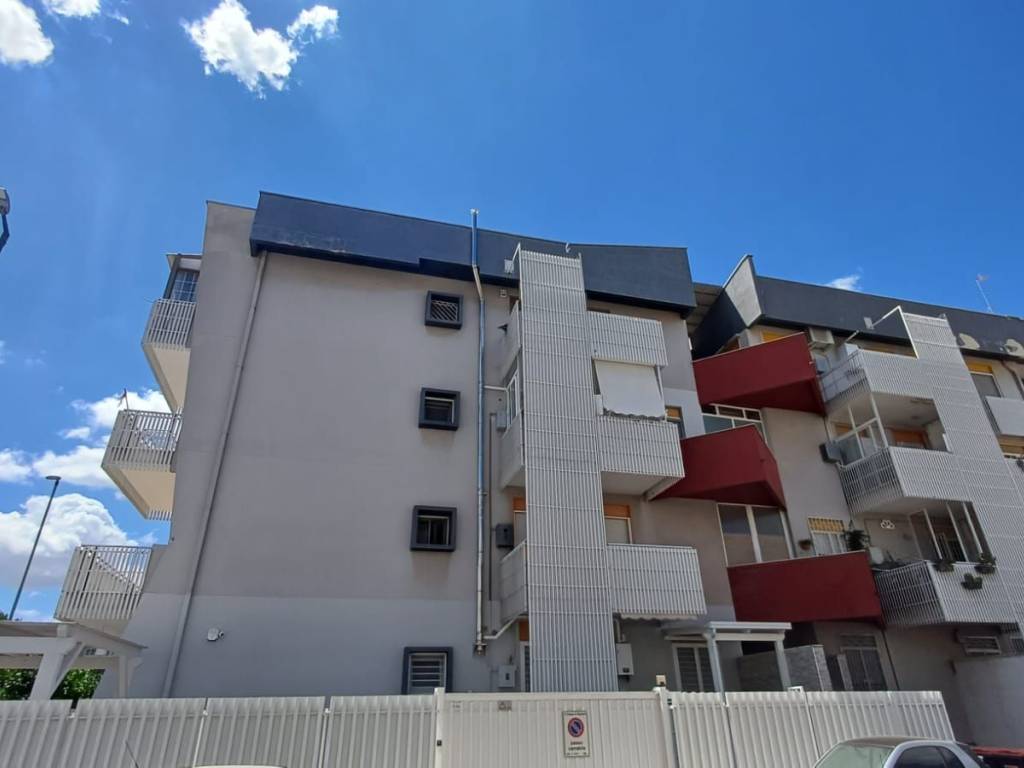 Appartamento a Valenzano in Via Giosuè Carducci - Foto 2