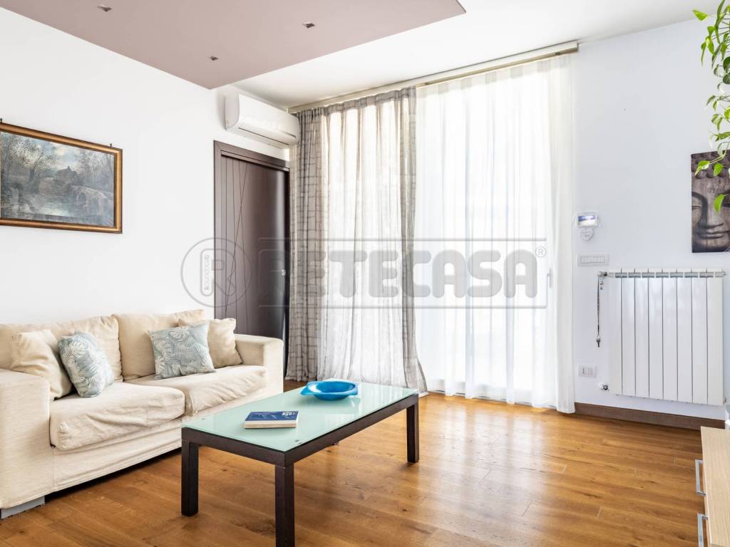 Villa a Bisceglie in Via L. Di Molfetta, 90 - Foto 4