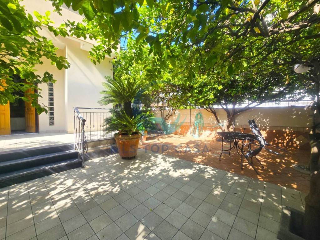 Villa a Melito di napoli in Via Giacomo Puccini - Foto 2