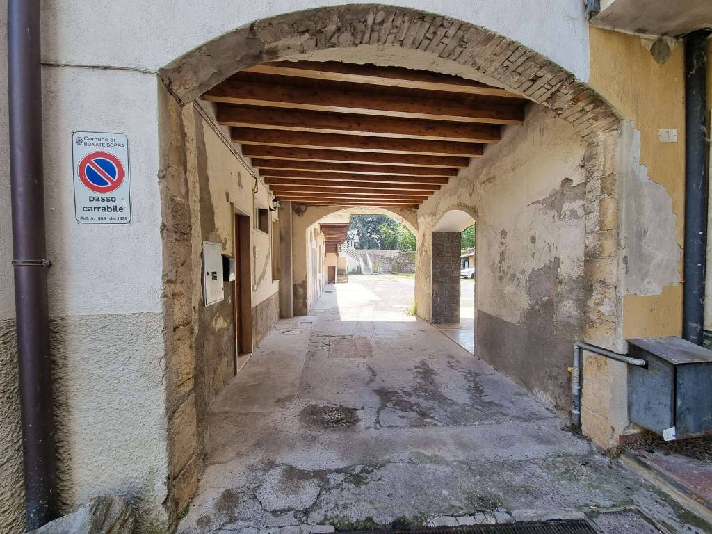 Casa indipendente a Bonate sopra in via Conciliazione 1 - Foto 4