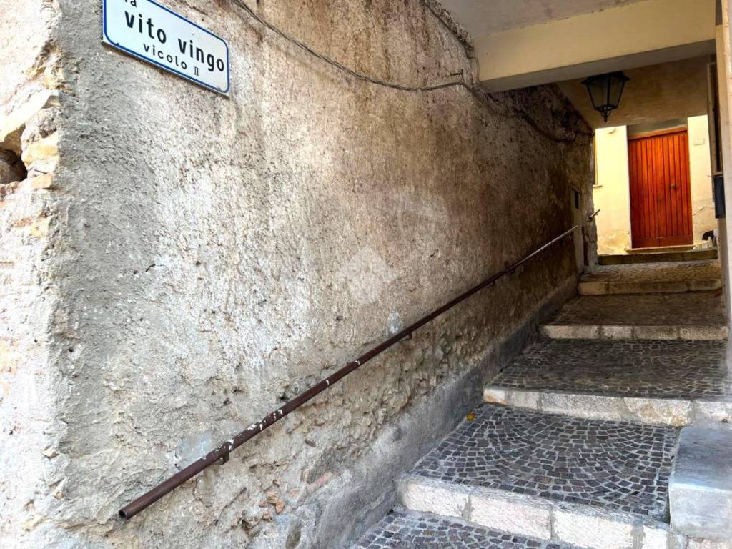 Casa indipendente a Santo stefano del sole in Vicolo II Vito Vingo - Foto 2