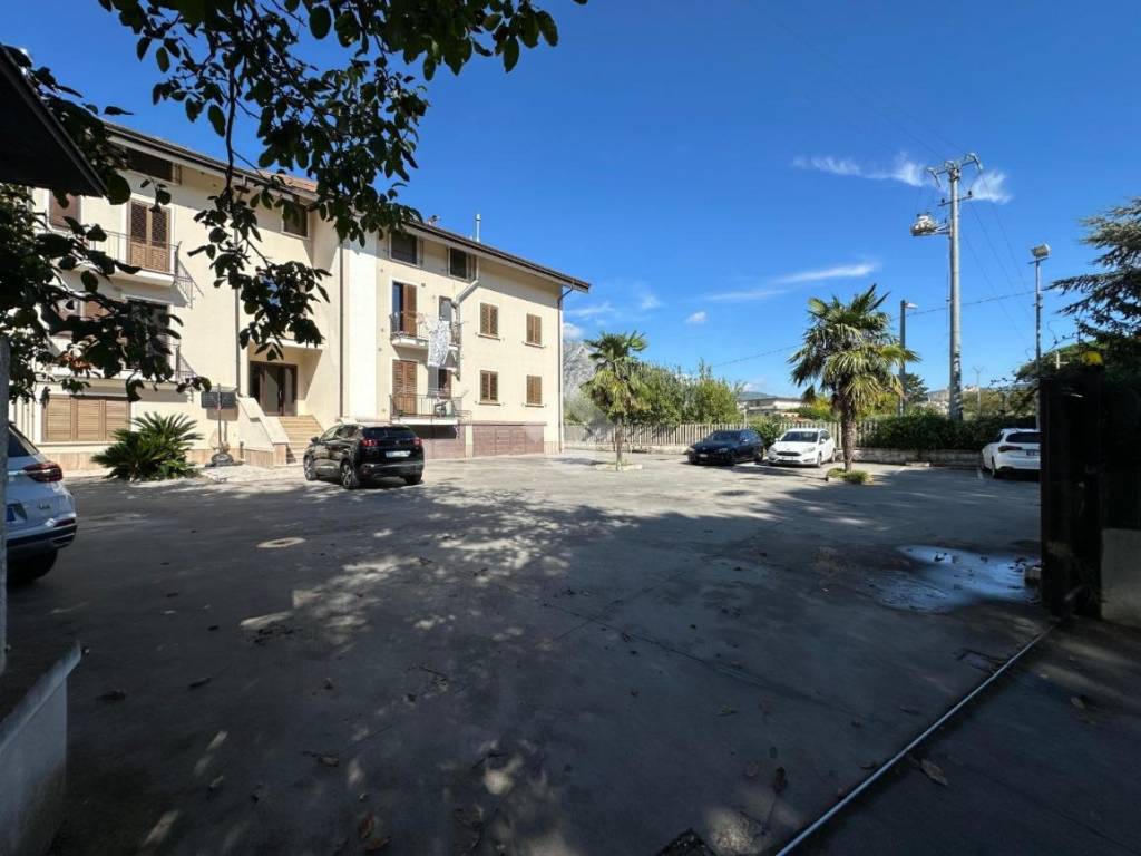Appartamento a Montesarchio in Via Cervinara, 74 - Foto 2