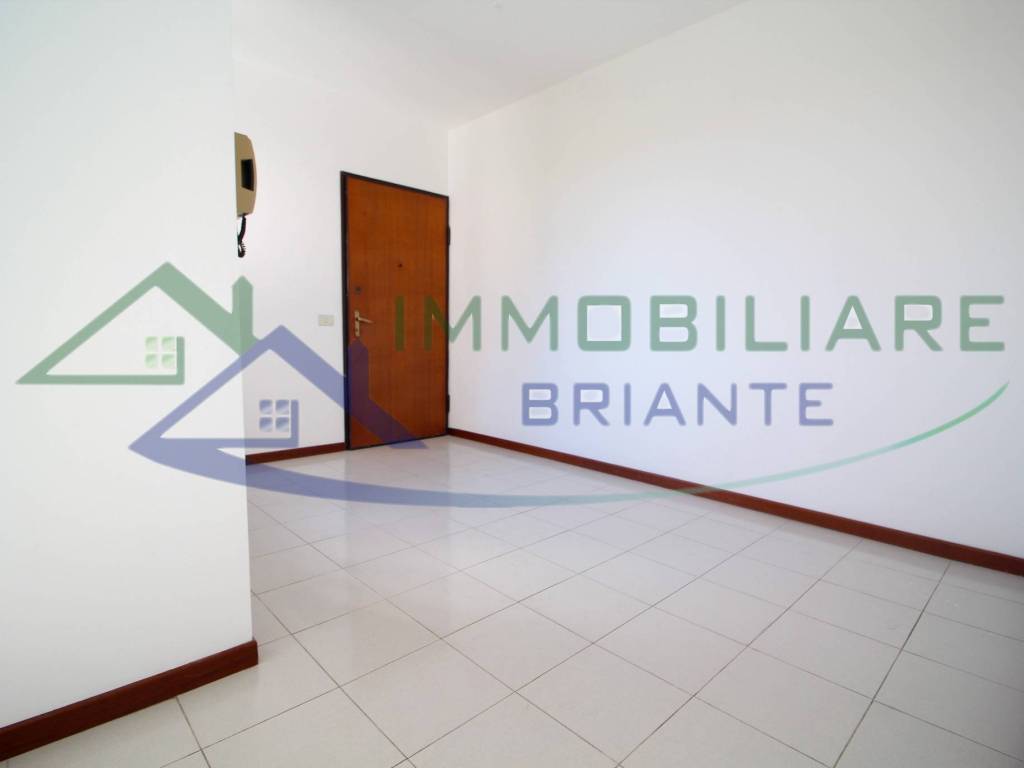 Appartamento a Somma lombardo in Via Edmondo De Amicis - Foto 2