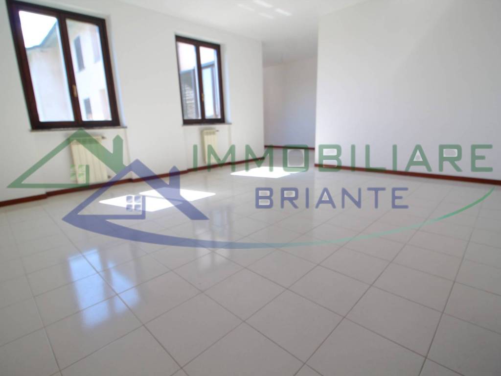 Appartamento a Somma lombardo in Via Edmondo De Amicis - Foto 4