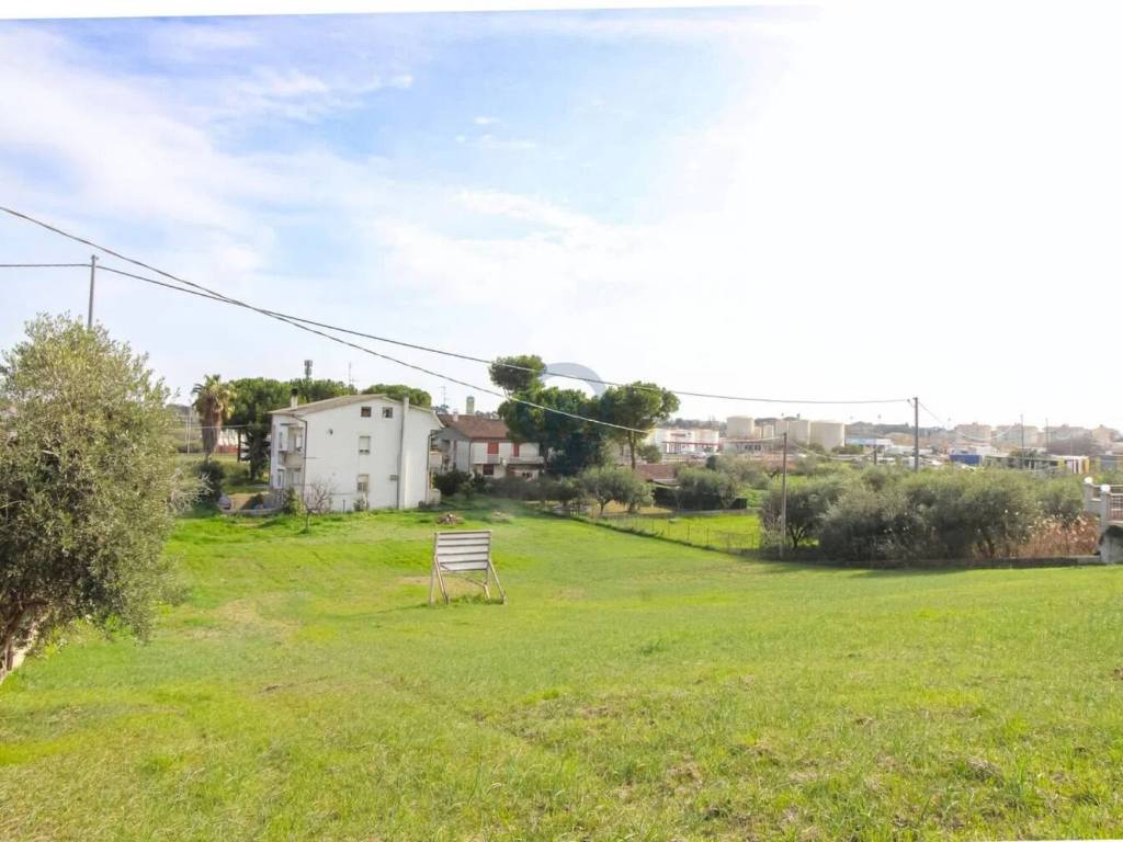 Terreno a Martinsicuro in Via Civita - Foto 5