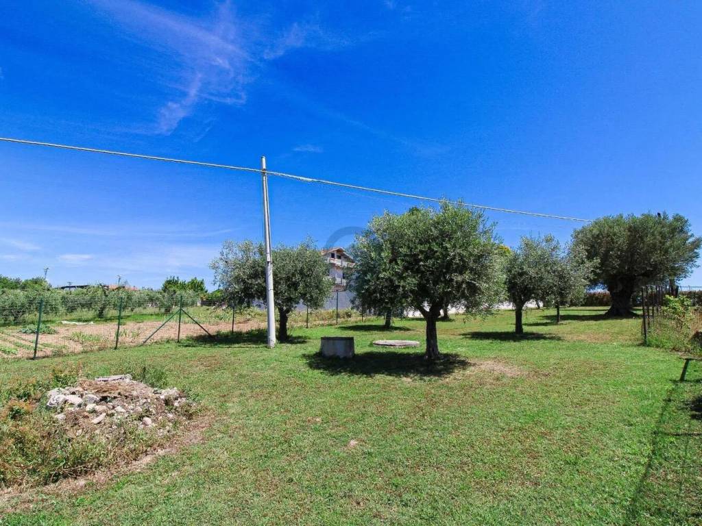 Villa a Giulianova in Via Per Mosciano, 80 - Foto 3
