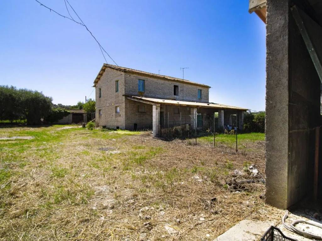 Villa a Alba adriatica in Via Poggio Morello - Foto 2