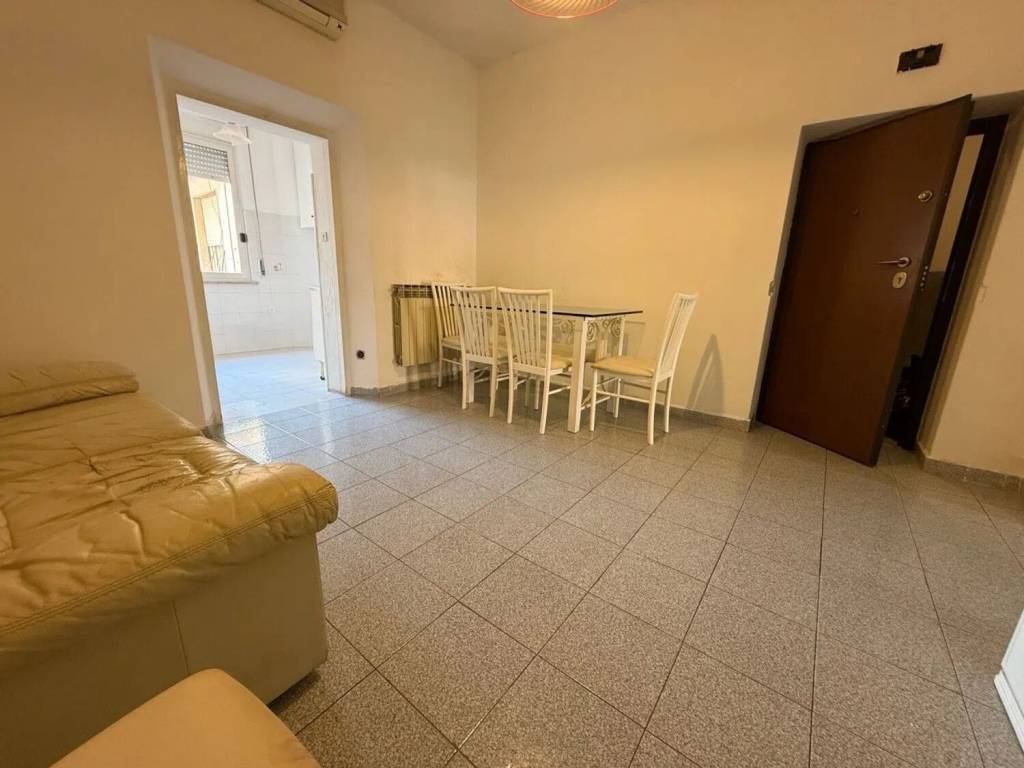 Appartamento a Terracina in Piazza Gregorio Antonelli, 6 - Foto 4