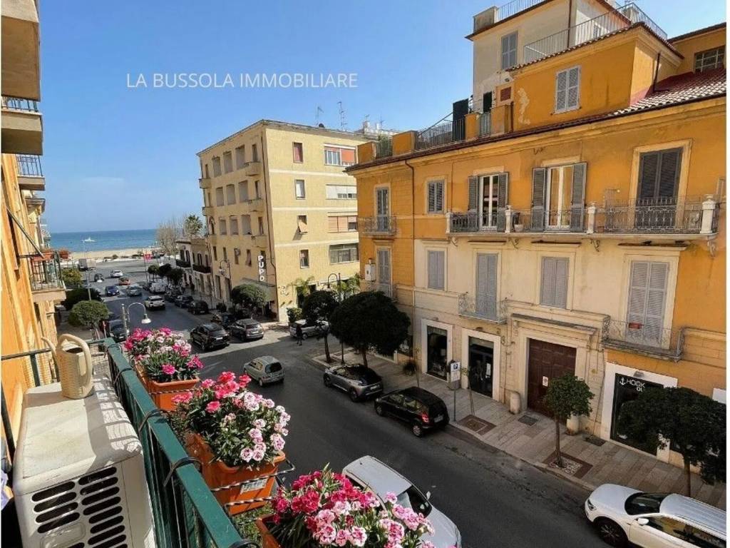 Appartamento a Terracina in Piazza Della Repubblica, 25 - Foto 4