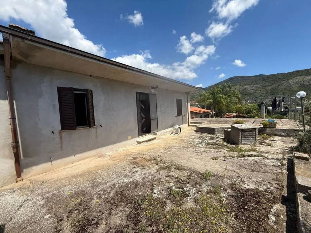Villa a Terracina in Via Selvotta No Number - Foto 2