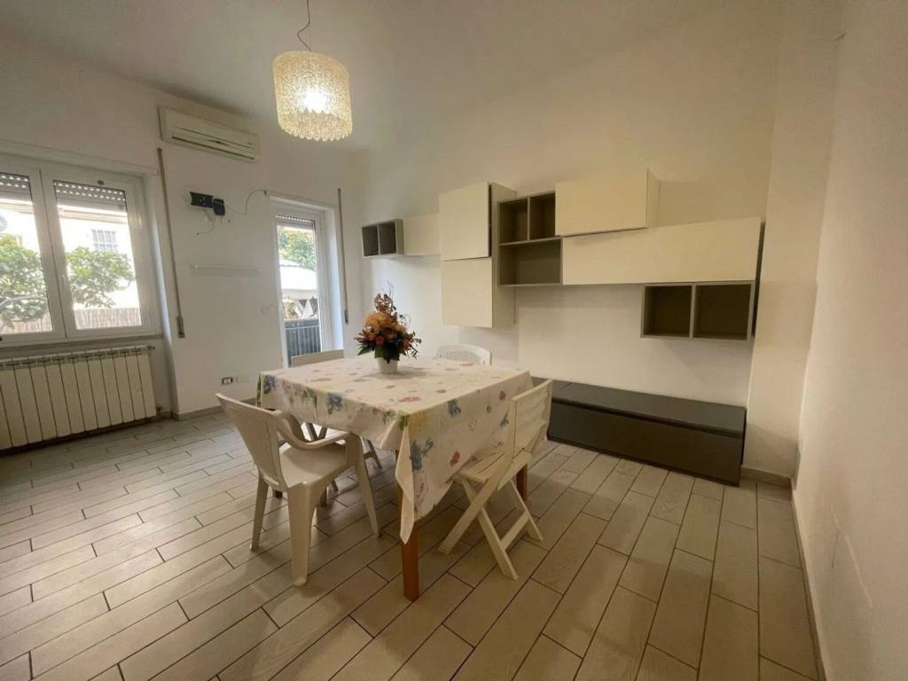 Appartamento a Terracina in Via G. Leopardi, 28 - Foto 3